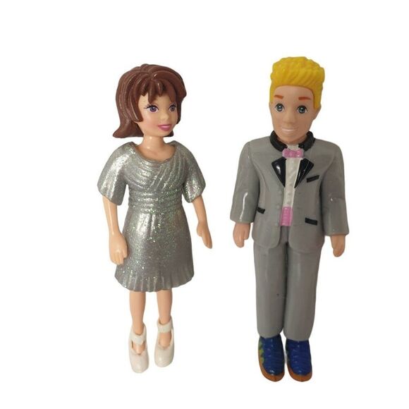 Vintage Polly Pocket Prom King and Queen Doll Set With Outfits & Accessories P7 - Picture 2 of 5